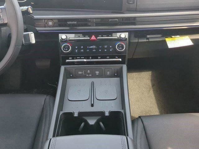 Used 2025 Hyundai Santa Fe Calligraphy image 20