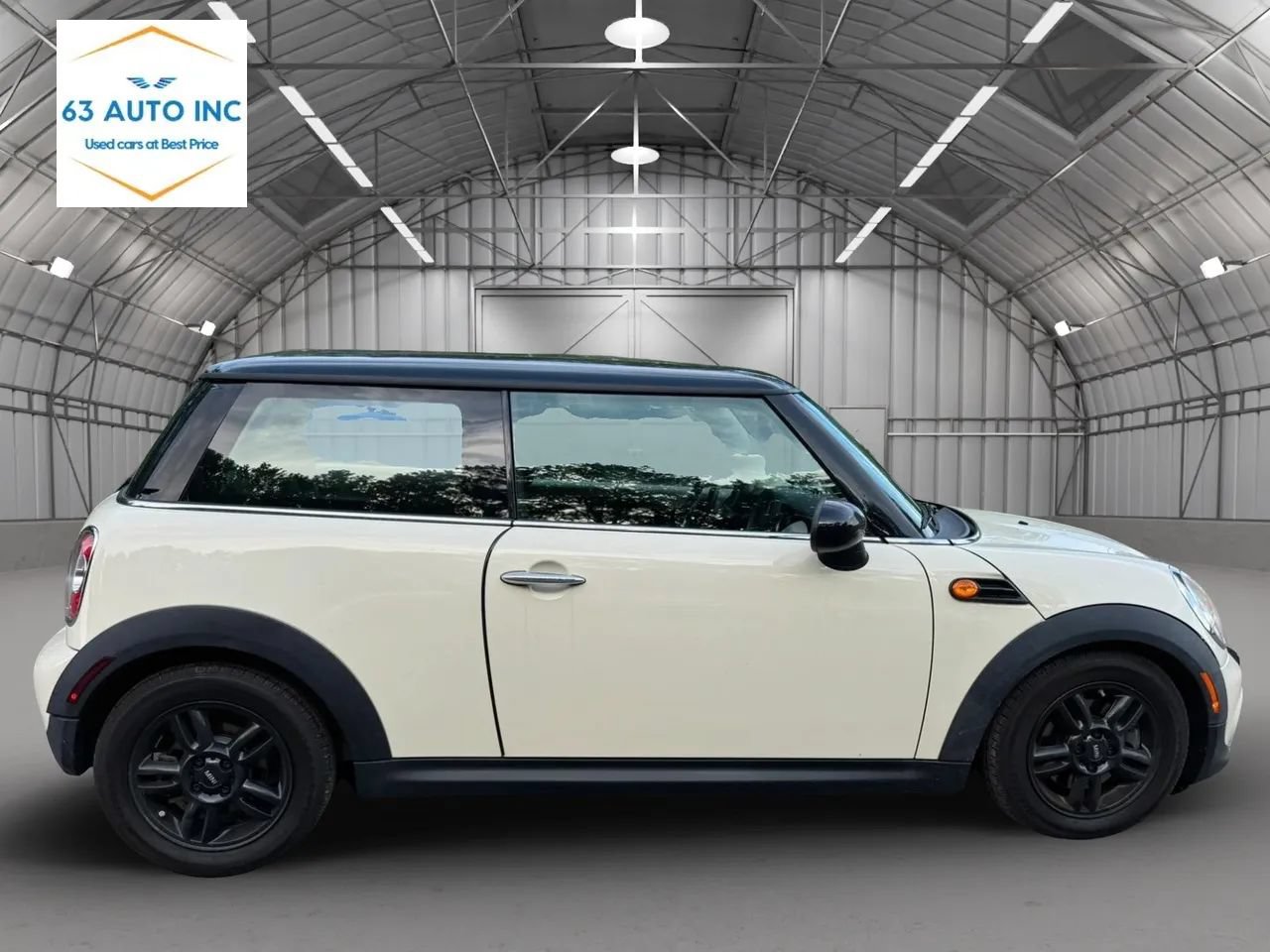 Used 2012 MINI Cooper Hardtop w/ Cold Weather Pkg FWD image 6