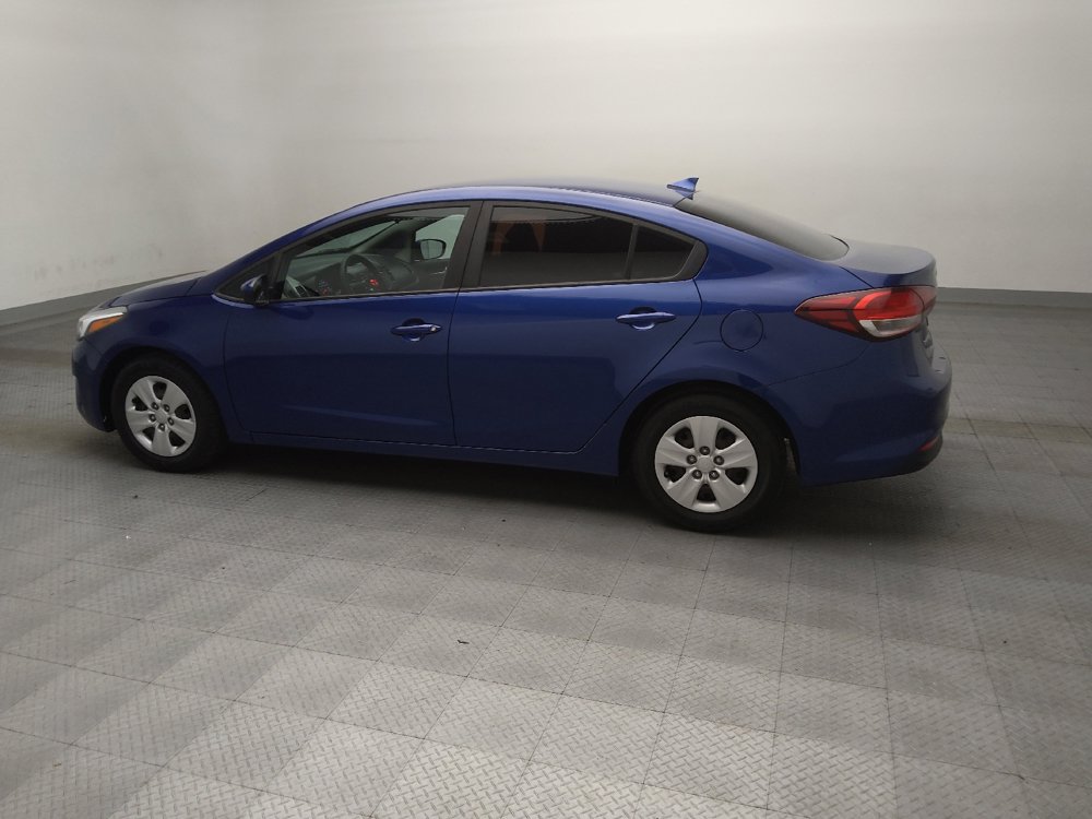 Used 2018 Kia Forte LX FWD image 3