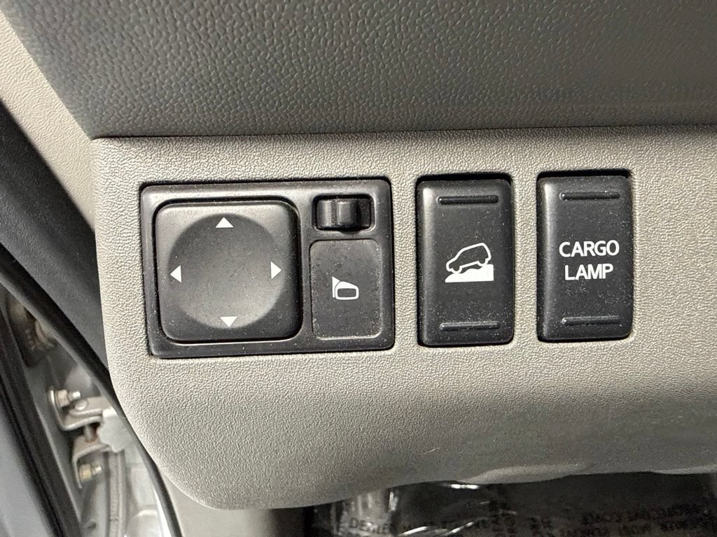 Used 2016 Nissan Frontier SV AWD/4WD image 12