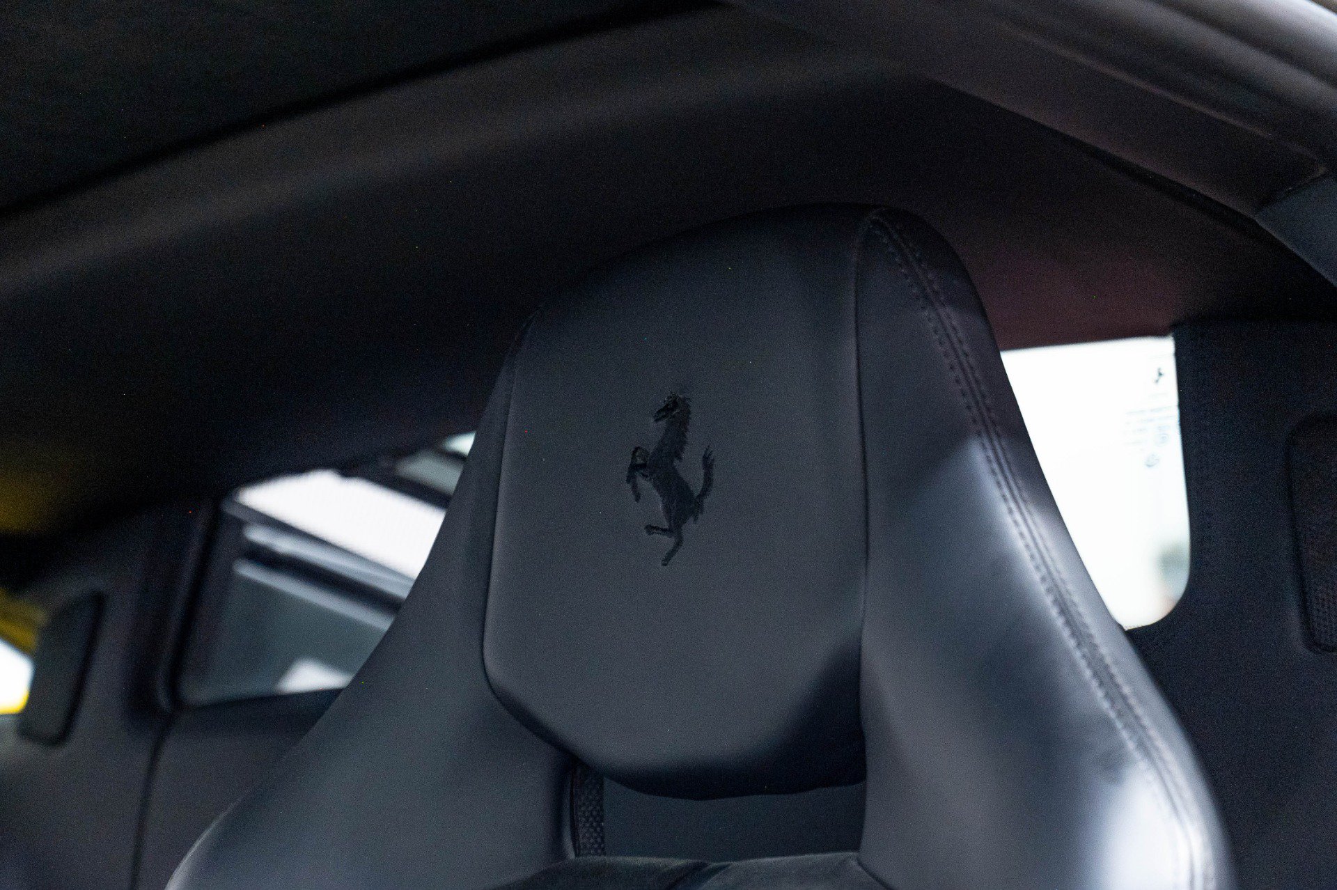 Used 2010 Ferrari 458 Italia Coupe RWD image 14