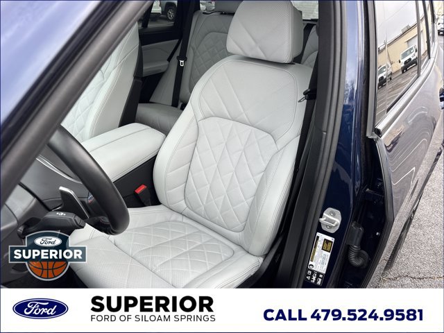 Used 2025 BMW X5 M60i w/ Climate Comfort Package image 21