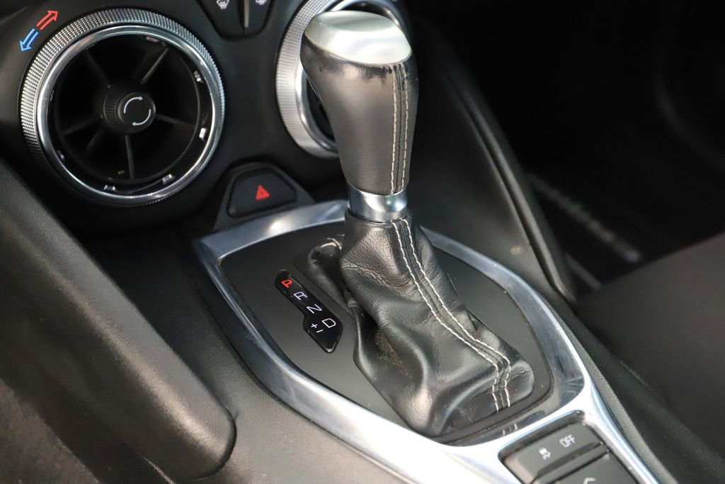 Used 2020 Chevrolet Camaro LT RWD image 25