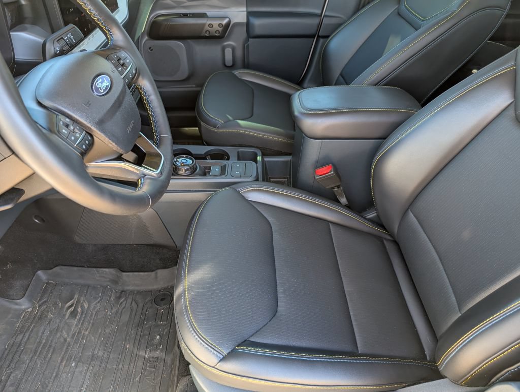 Used 2025 Ford Maverick Lobo AWD/4WD image 8