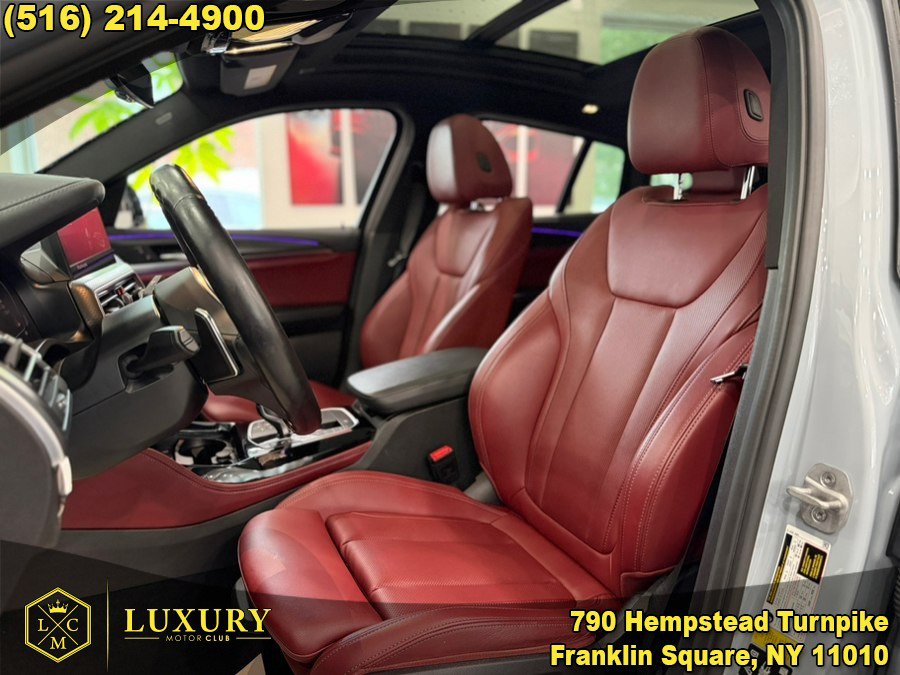 Used 2023 BMW X4 xDrive30i w/ M Sport Package AWD/4WD image 1