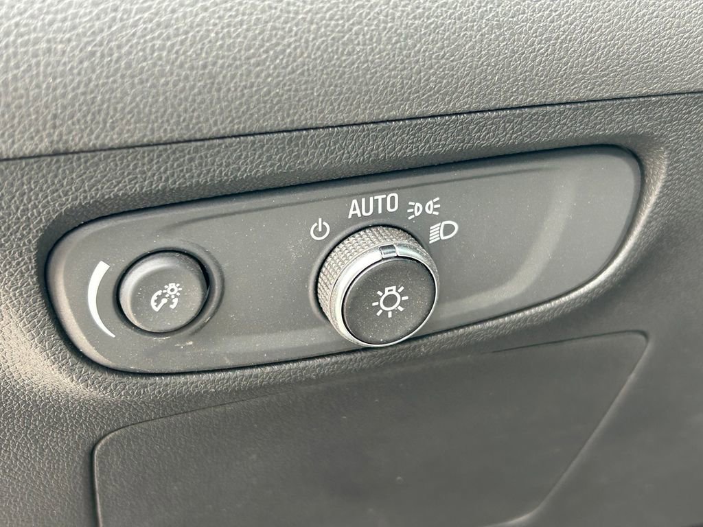 Used 2024 Buick Encore GX Preferred image 23