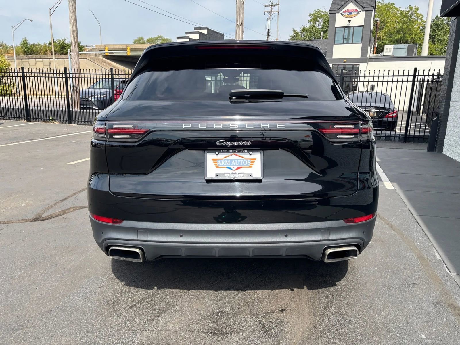Used 2019 Porsche Cayenne image 12