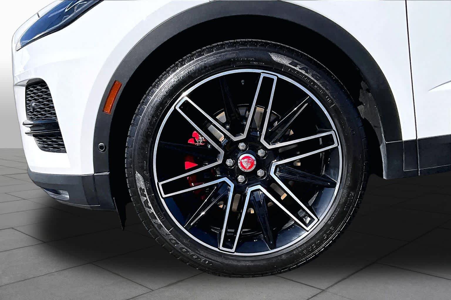 Used 2022 Jaguar E-PACE SE AWD/4WD image 11