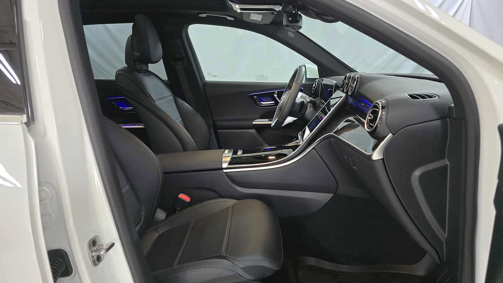 Certified 2026 Mercedes-Benz GLC 300 4MATIC image 10