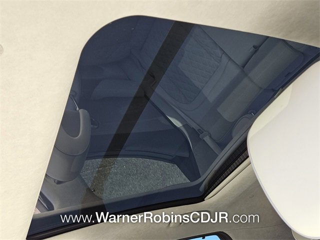 Used 2024 Genesis GV60 Performance image 19