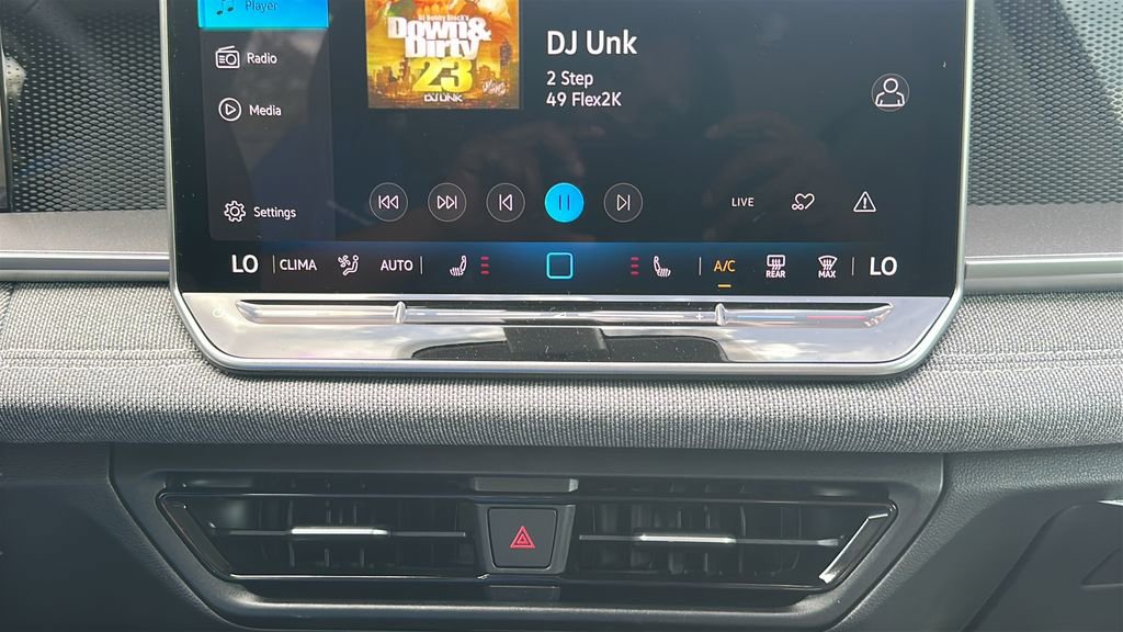 New 2026 Volkswagen Tiguan S image 14