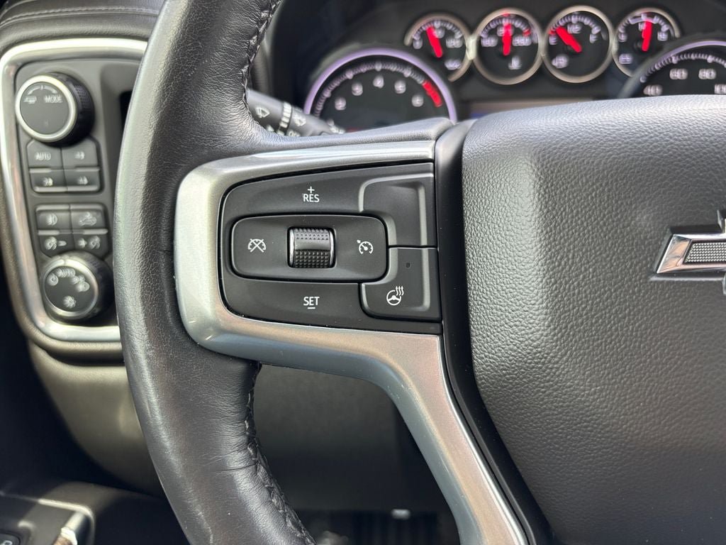 Used 2022 Chevrolet Silverado 1500 LT Trail Boss AWD/4WD image 15