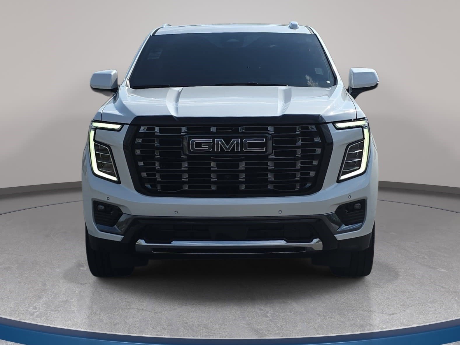 Used 2025 GMC Yukon Denali Ultimate image 2