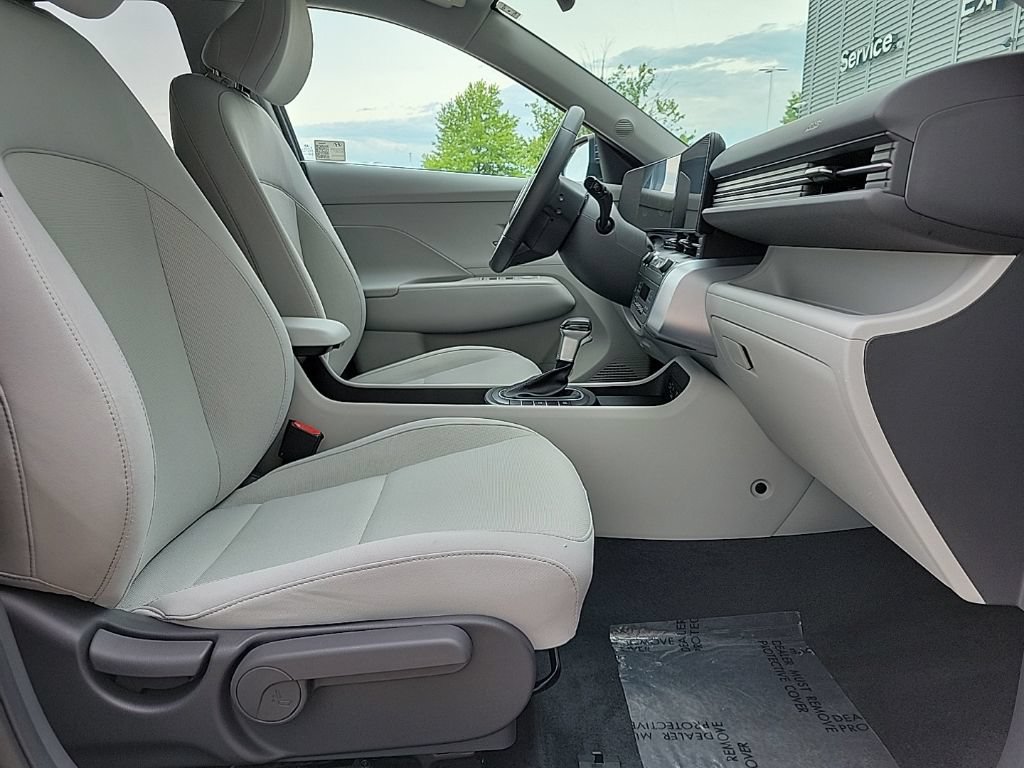 Used 2024 Hyundai Kona SEL AWD/4WD image 15