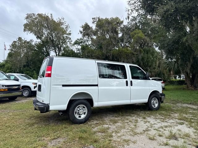 New 2025 Chevrolet Express 2500 Work Van 3D Cargo Van w/ Driver Convenience Package RWD image 16