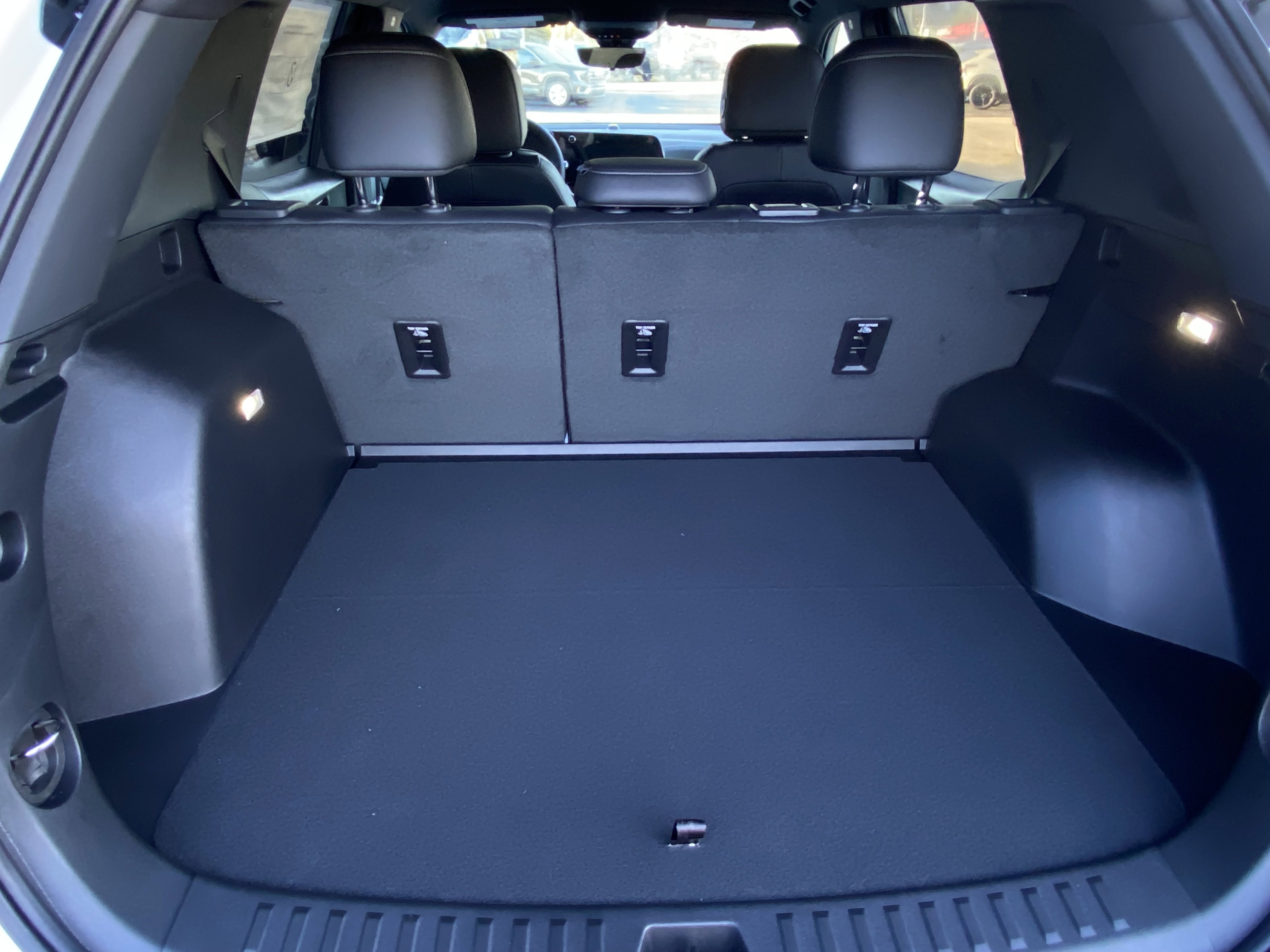New 2026 Chevrolet Equinox LT w/ Convenience Package II image 12