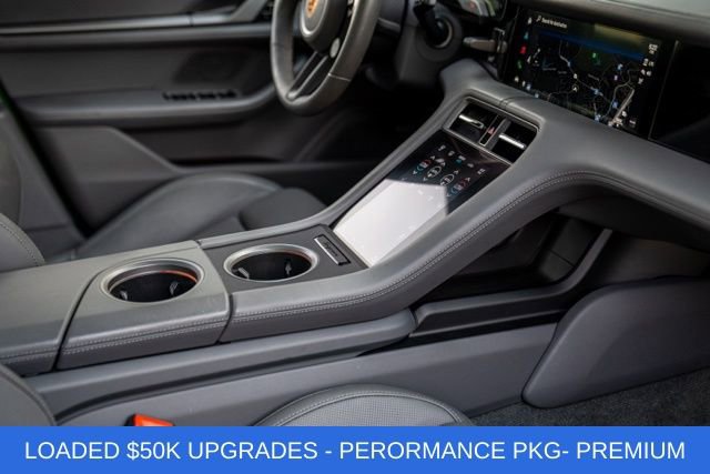 Used 2020 Porsche Taycan 4S image 36