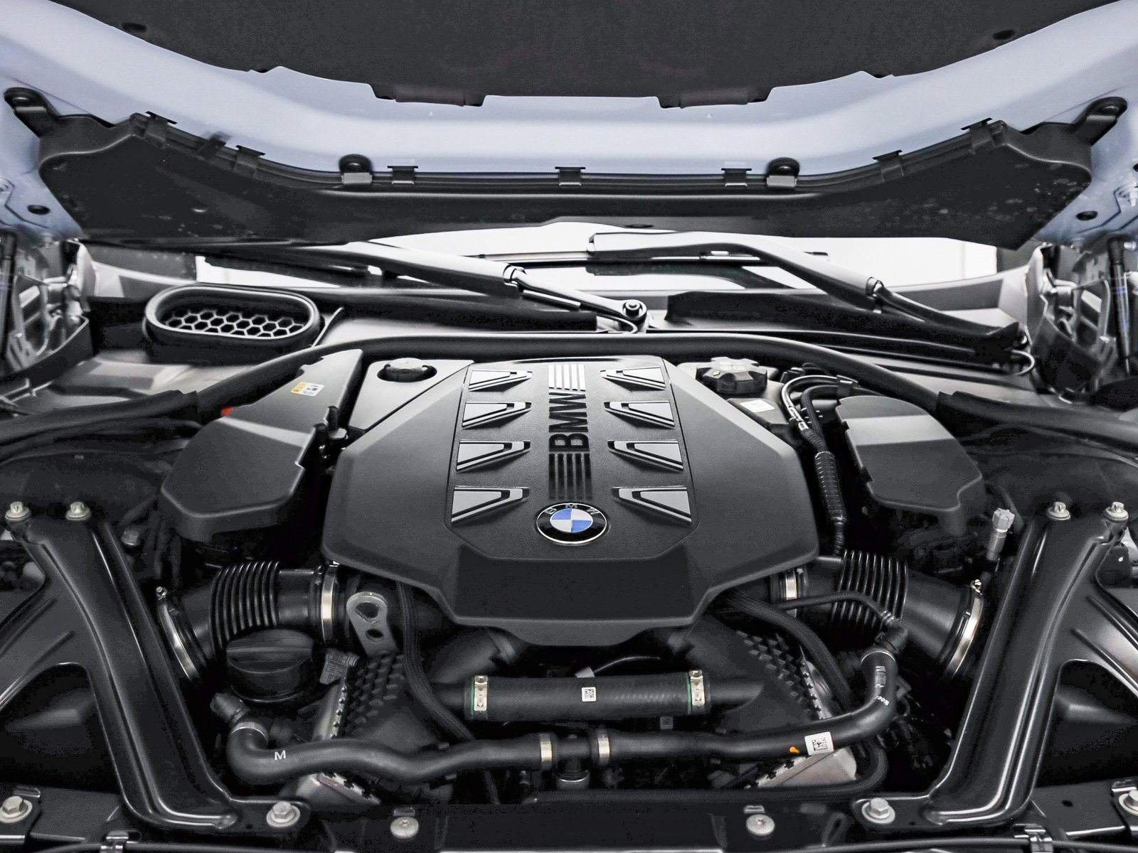 New 2025 BMW 760i xDrive image 28