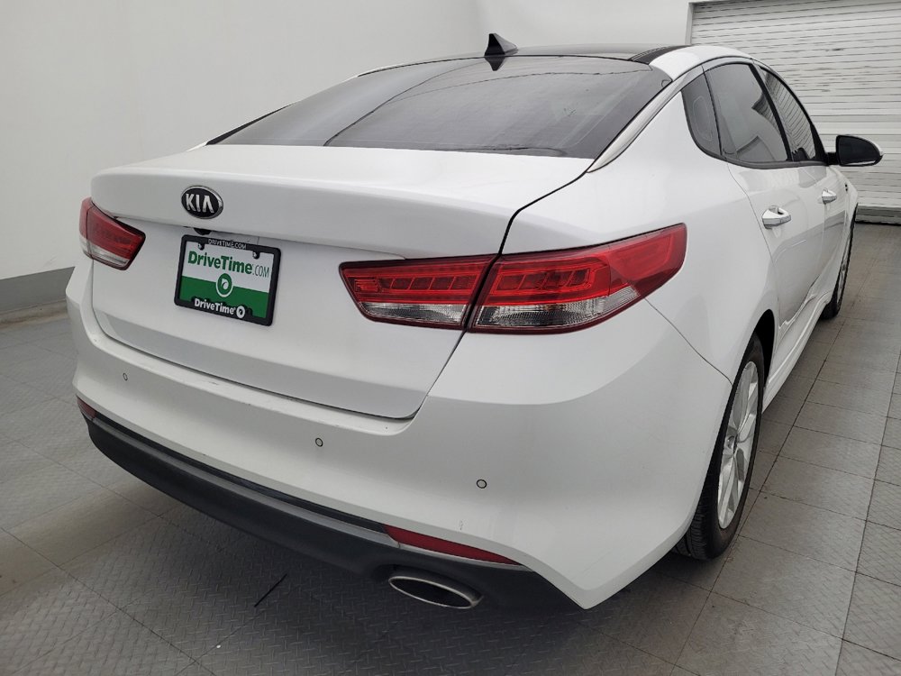 Used 2018 Kia Optima EX w/ Technology Package FWD image 9