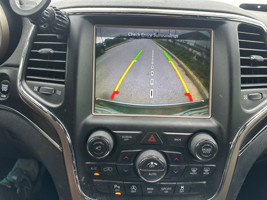 Used 2017 Jeep Grand Cherokee Limited image 11