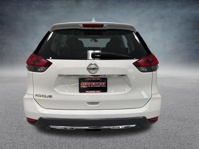 Used 2018 Nissan Rogue S image 8