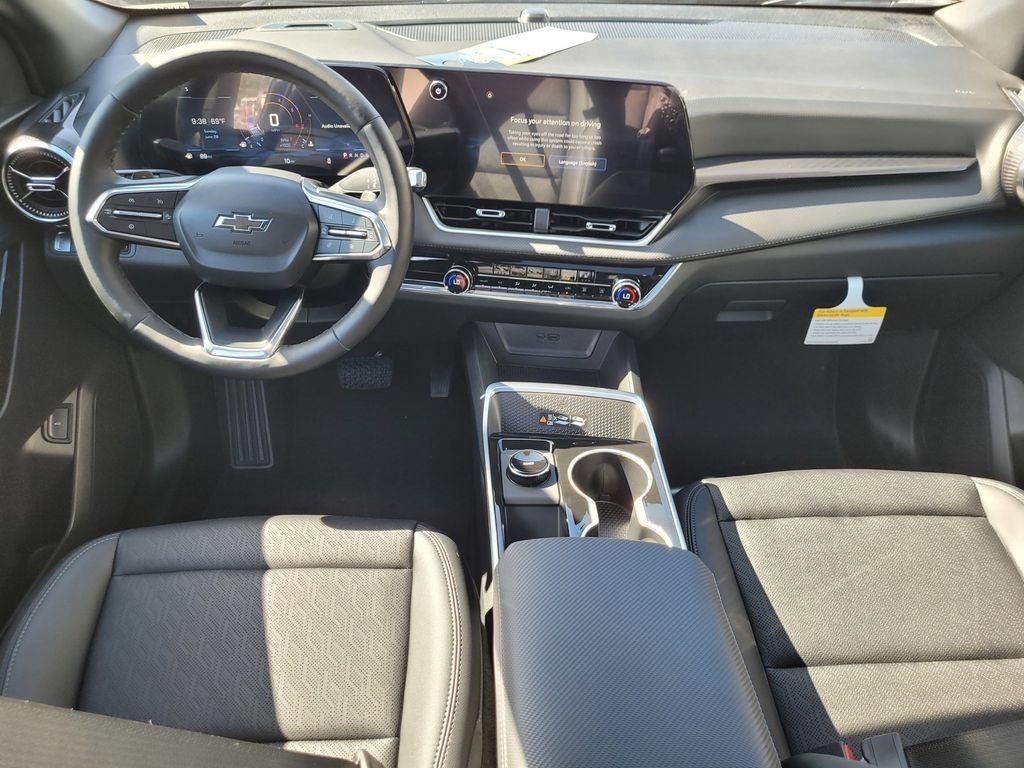 New 2026 Chevrolet Equinox LT w/ Convenience Package II FWD image 10