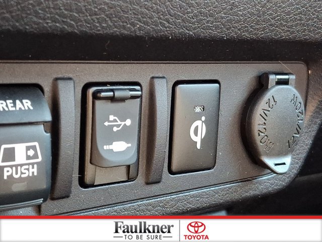 Certified 2019 Toyota Tacoma TRD Sport AWD/4WD image 23