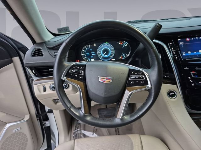 Used 2020 Cadillac Escalade Premium Luxury image 13