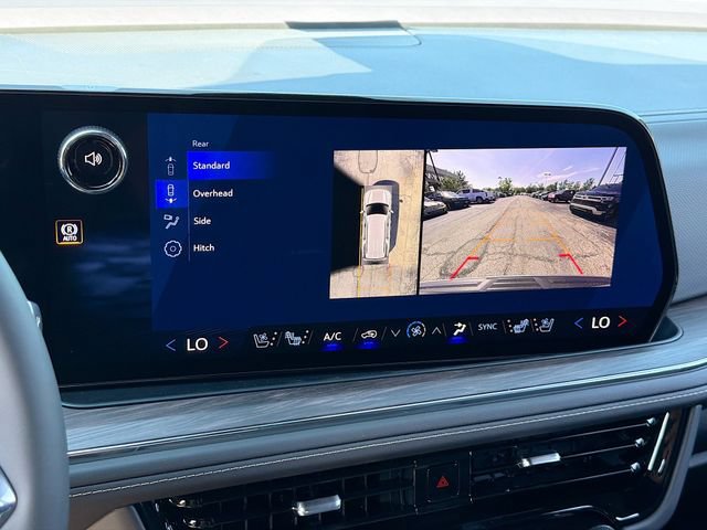 New 2026 Chevrolet Tahoe Premier w/ Sun And Tow Package AWD/4WD image 15