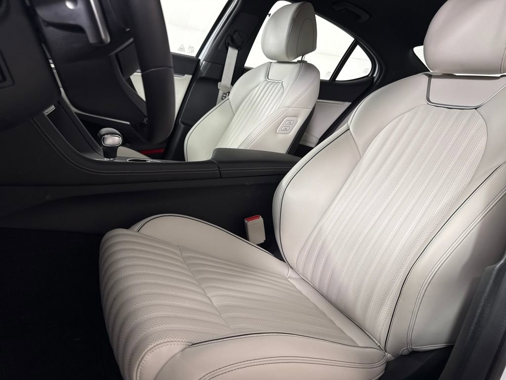 New 2025 Genesis G70 2.5T w/ Sport Prestige Package image 13