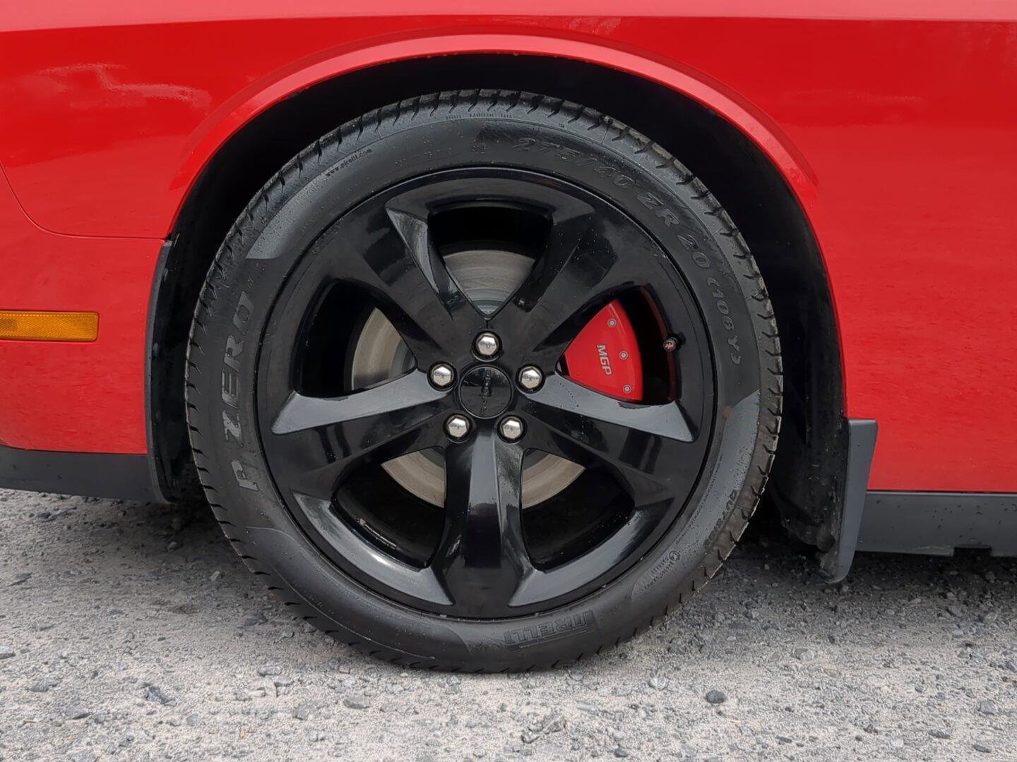 Used 2014 Dodge Challenger R/T w/ Blacktop Package RWD image 9