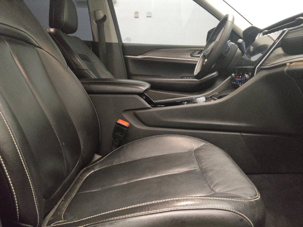Used 2023 Jeep Grand Cherokee Limited RWD image 21