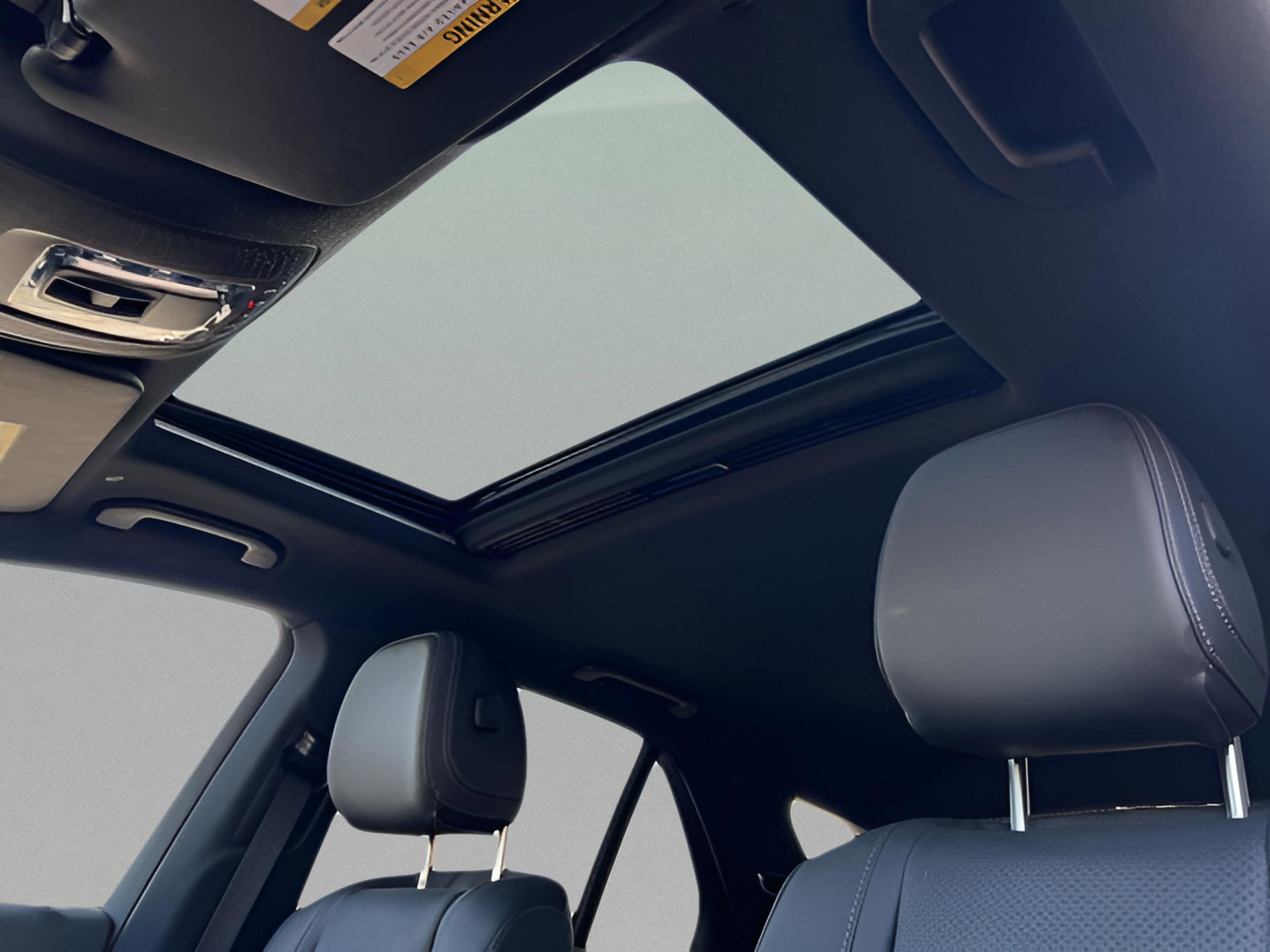 Certified 2025 Mercedes-Benz GLE 350 4MATIC image 26