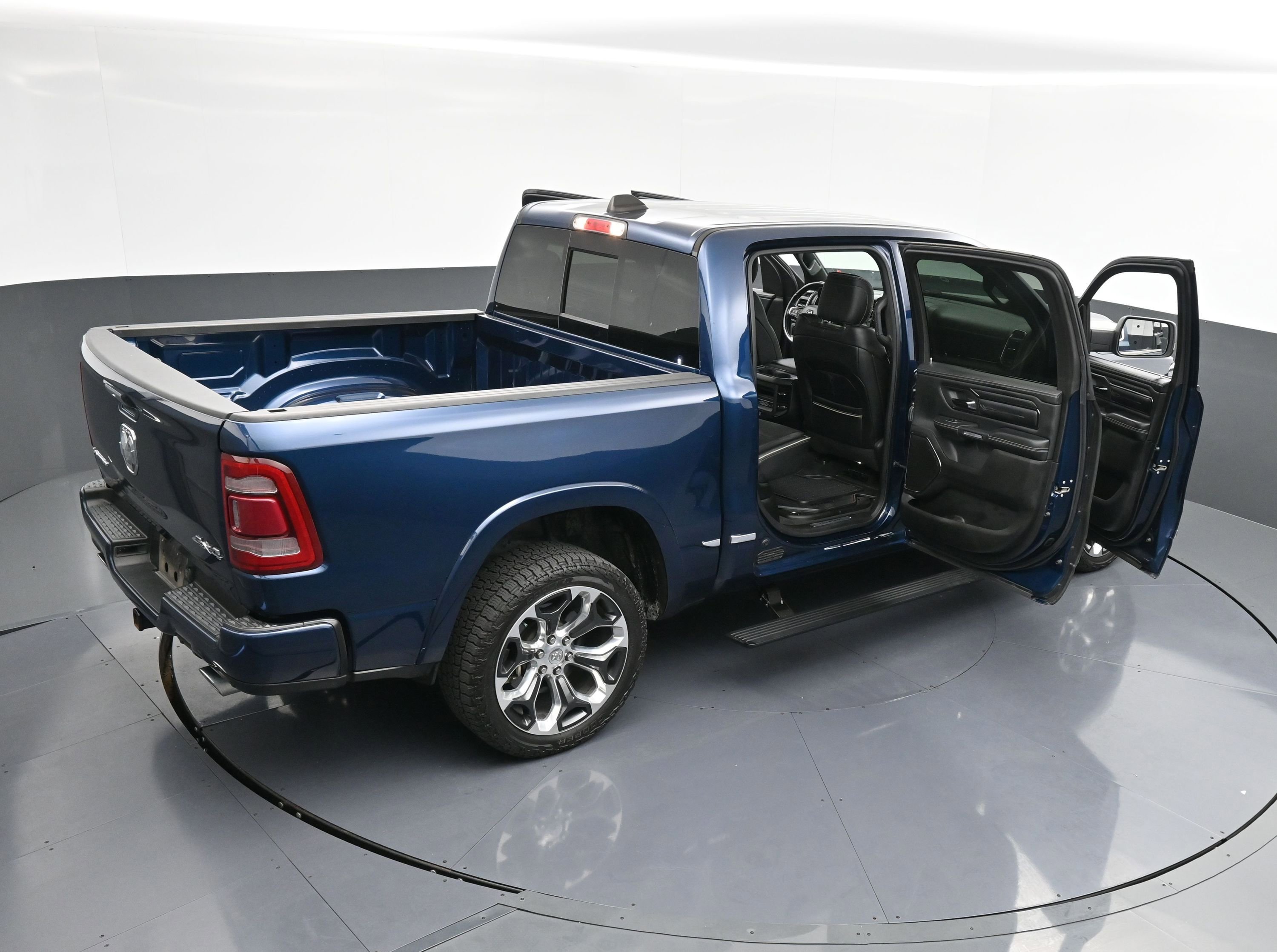 Used 2022 RAM 1500 Limited w/ Body Color Bumper Group image 44