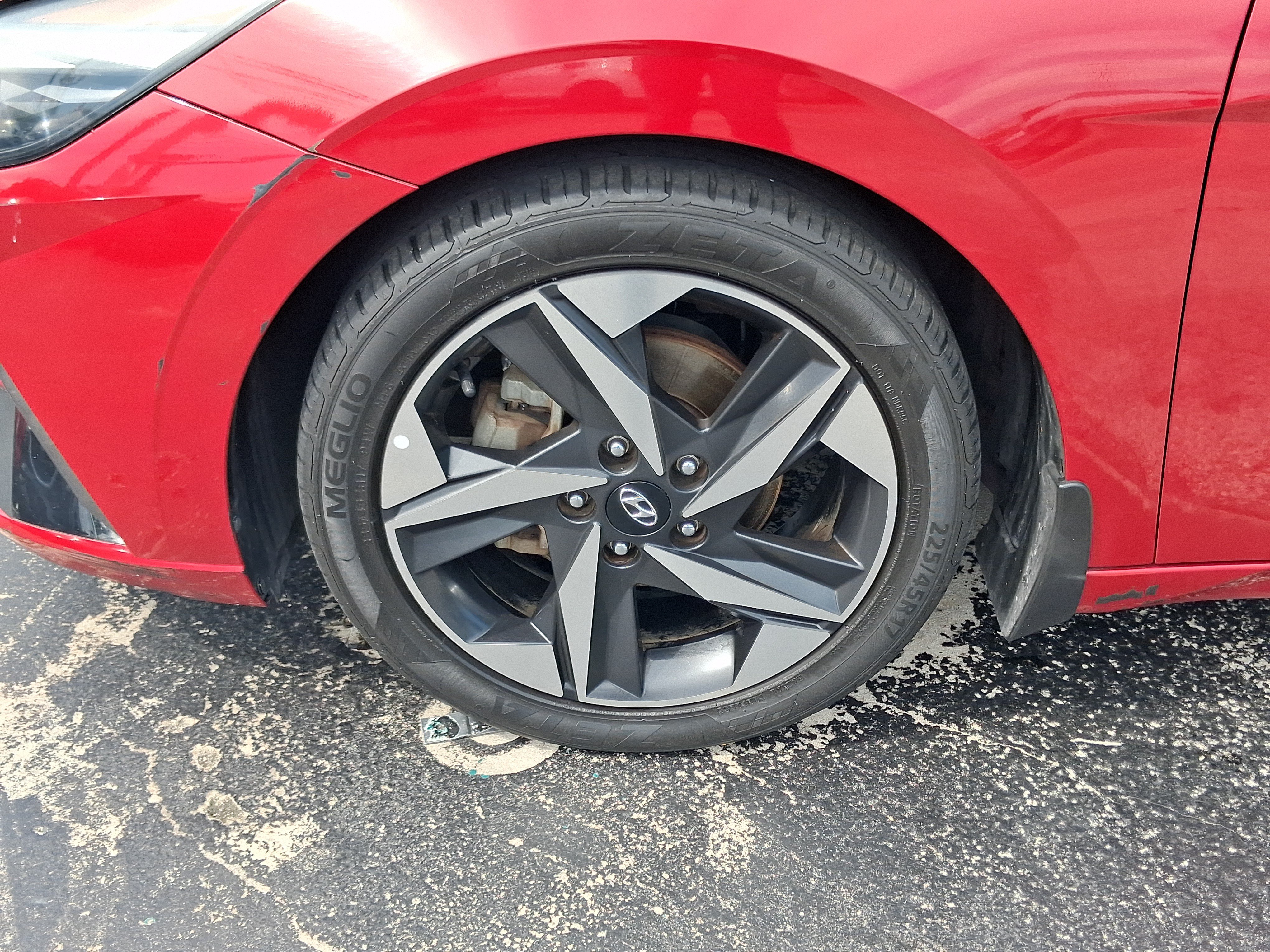 Used 2023 Hyundai Elantra Limited FWD image 8