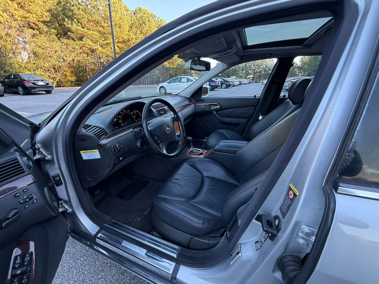 Used 2006 Mercedes-Benz S 500 4MATIC image 8