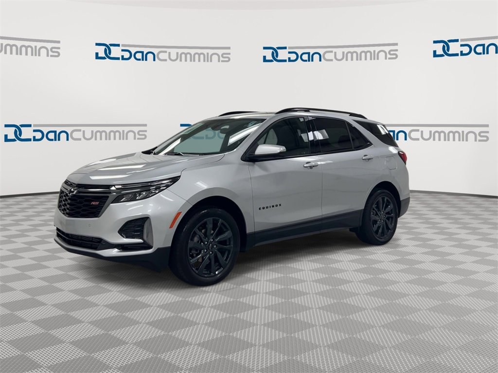 Used 2022 Chevrolet Equinox RS w/ RS Leather Package image 4