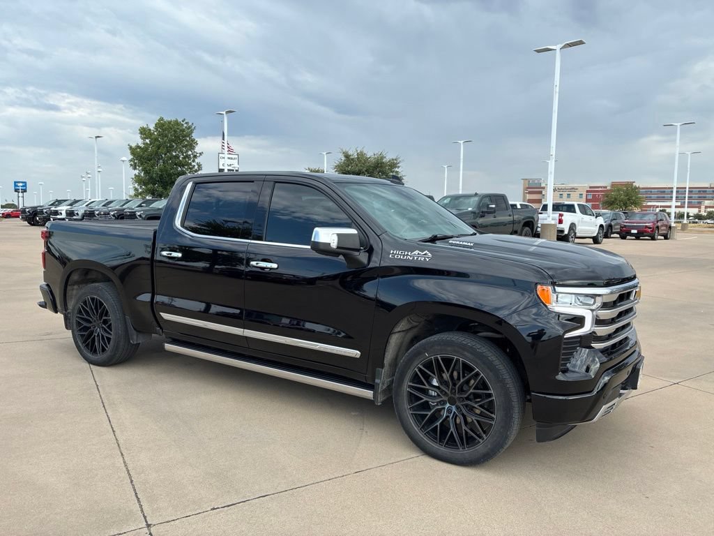 Used 2024 Chevrolet Silverado 1500 High Country AWD/4WD image 5