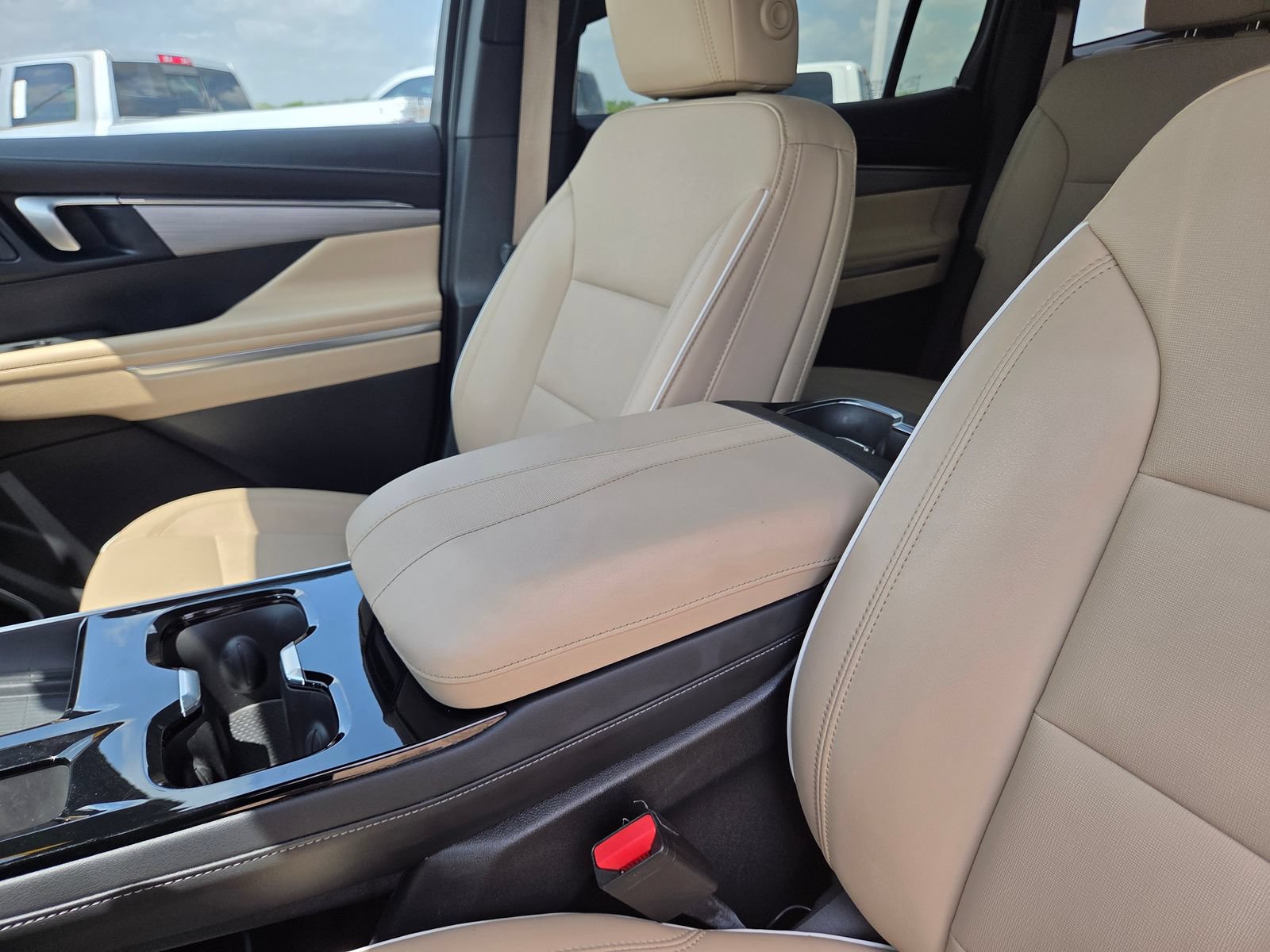 Used 2026 Buick Enclave Preferred FWD image 30
