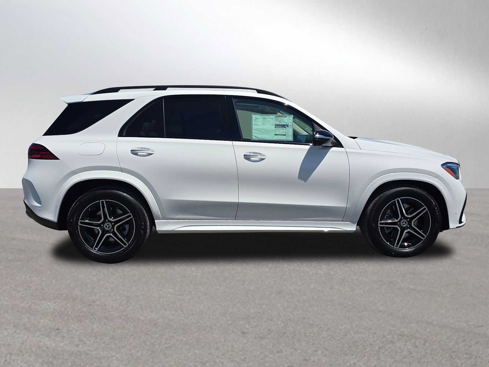 New 2026 Mercedes-Benz GLE 450e 4MATIC image 2