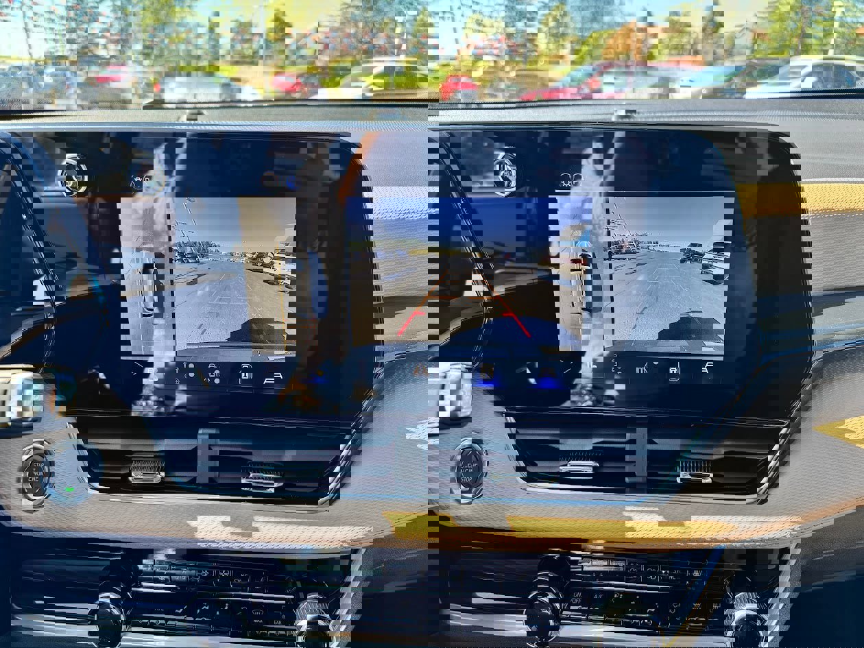 New 2026 Chevrolet Equinox ACTIV w/ Safety and Technology Package image 15