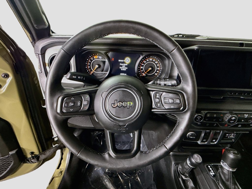 Used 2025 Jeep Wrangler Sport AWD/4WD image 19
