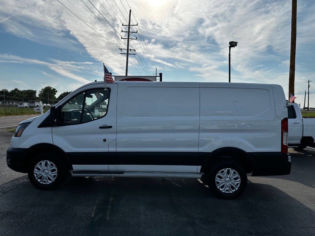 Used 2024 Ford Transit 250 Low Roof w/ Exterior Upgrade Package image 2