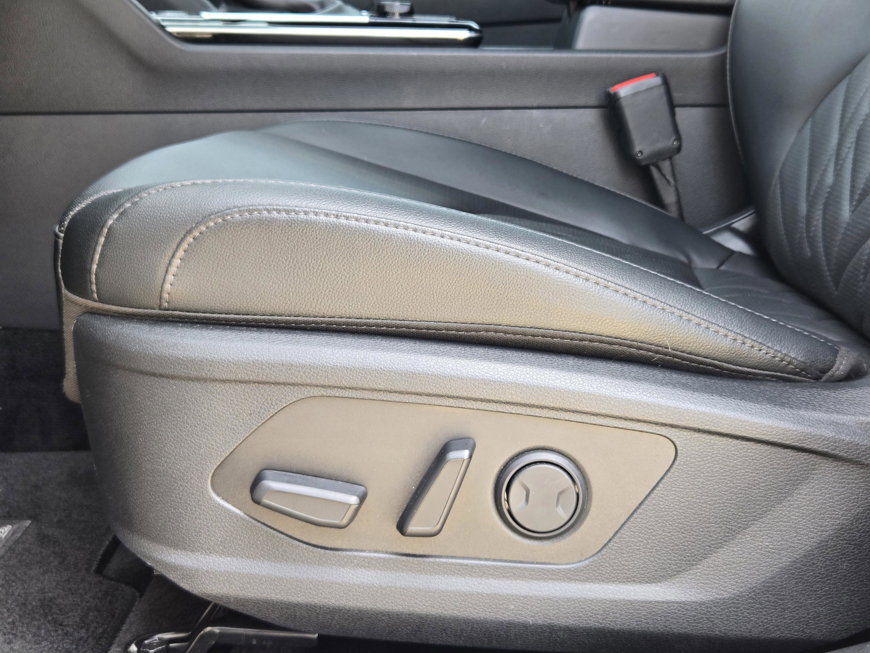Used 2024 Kia Sportage X-Line w/ X-Line Premium Package AWD/4WD image 21
