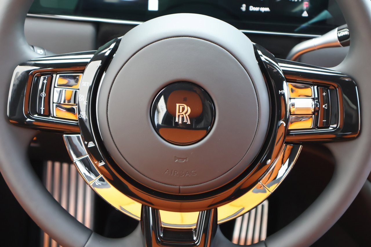 New 2025 Rolls-Royce Cullinan image 20