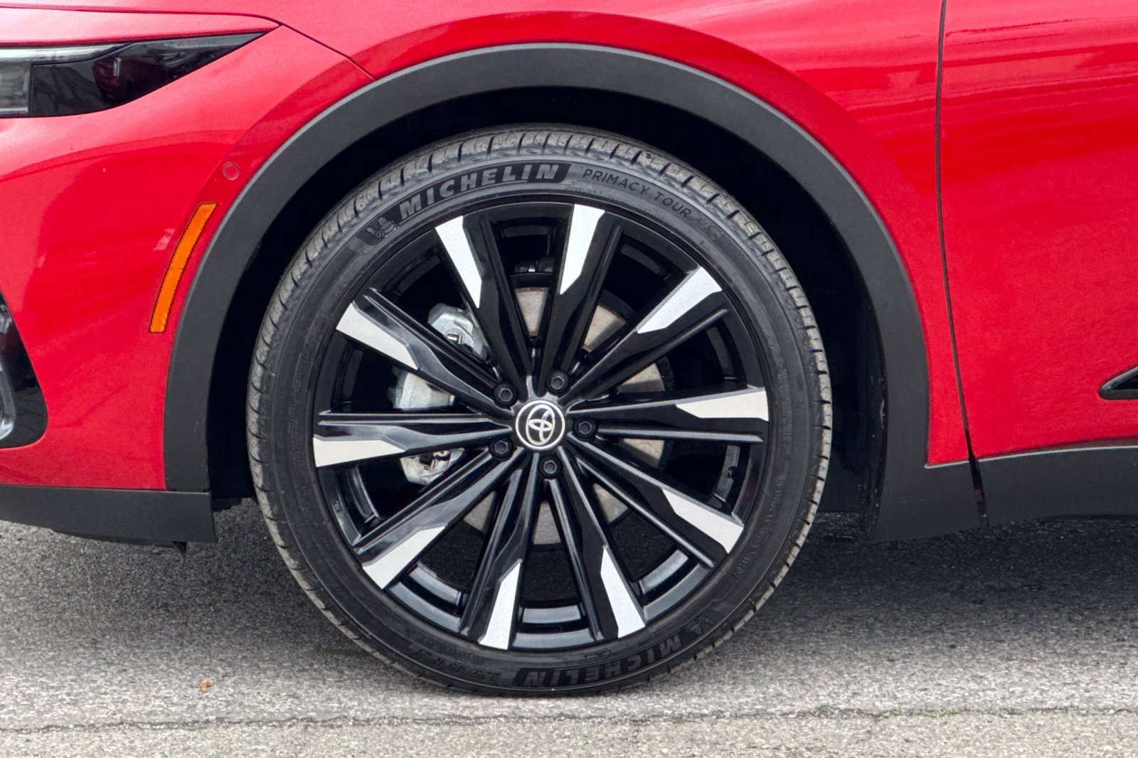 Used 2024 Toyota Crown Platinum image 12