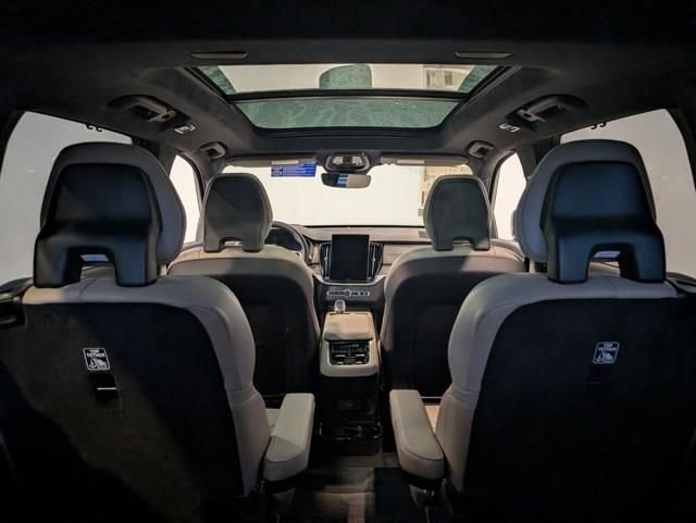 New 2026 Volvo XC90 B6 Ultra w/ Protection Package Premier image 26