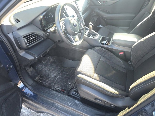 Used 2023 Subaru Outback Premium image 2