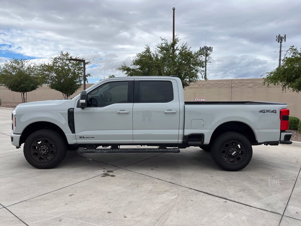 Used 2025 Ford F350 Lariat w/ Black Appearance Package AWD/4WD image 11