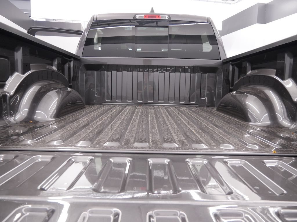 New 2027 RAM 1500 Laramie w/ Laramie Preferred Package AWD/4WD image 15